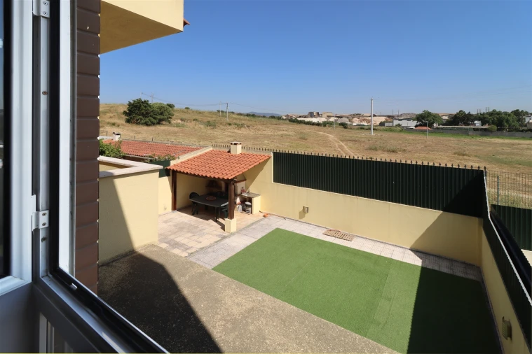 Moradia T5 para Venda em São Domingos de Rana Foto 33