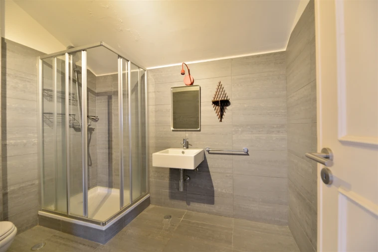 Apartamento T2 para Arrendamento em Carcavelos e Parede Foto 18