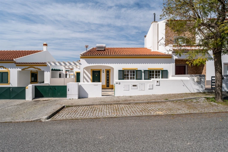 Moradia T3 para Venda em Redondo Foto 2