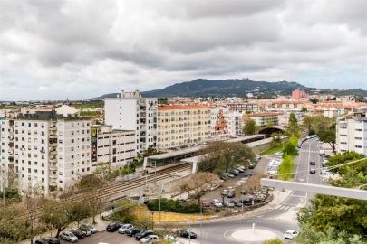 Apartamento T2 para Venda em Rio de Mouro