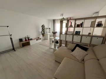 Apartamento T2 para Arrendamento em Cascais e Estoril