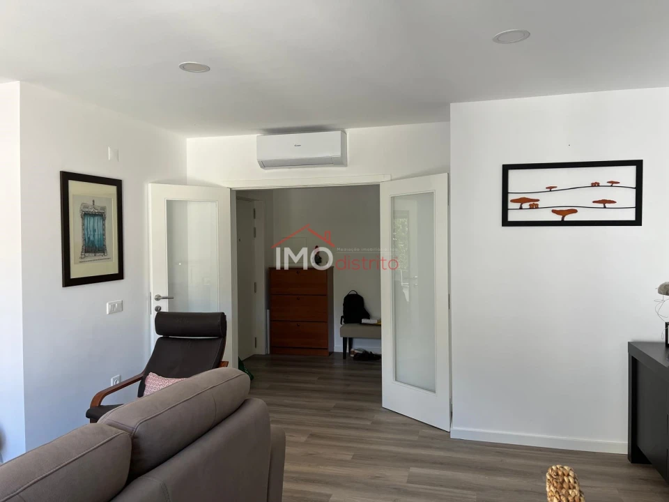 Apartamento T3 para Venda em Sé e São Lourenço Foto 3