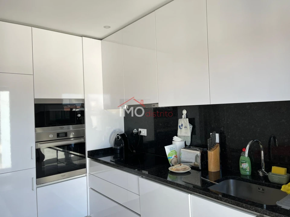 Apartamento T3 para Venda em Sé e São Lourenço Foto 5