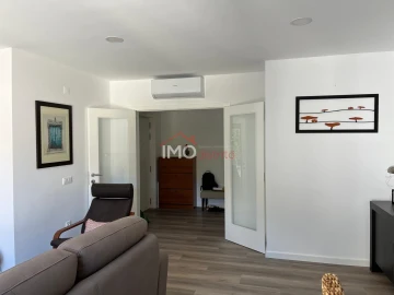 Apartamento T3 para Venda em Sé e São Lourenço