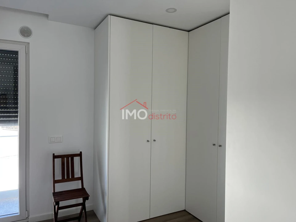 Apartamento T3 para Venda em Sé e São Lourenço Foto 9