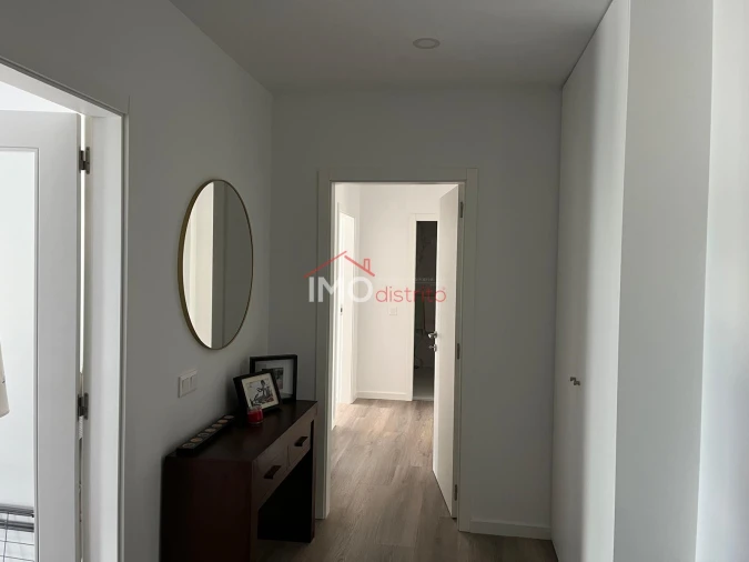 Apartamento T3 para Venda em Sé e São Lourenço Foto 2