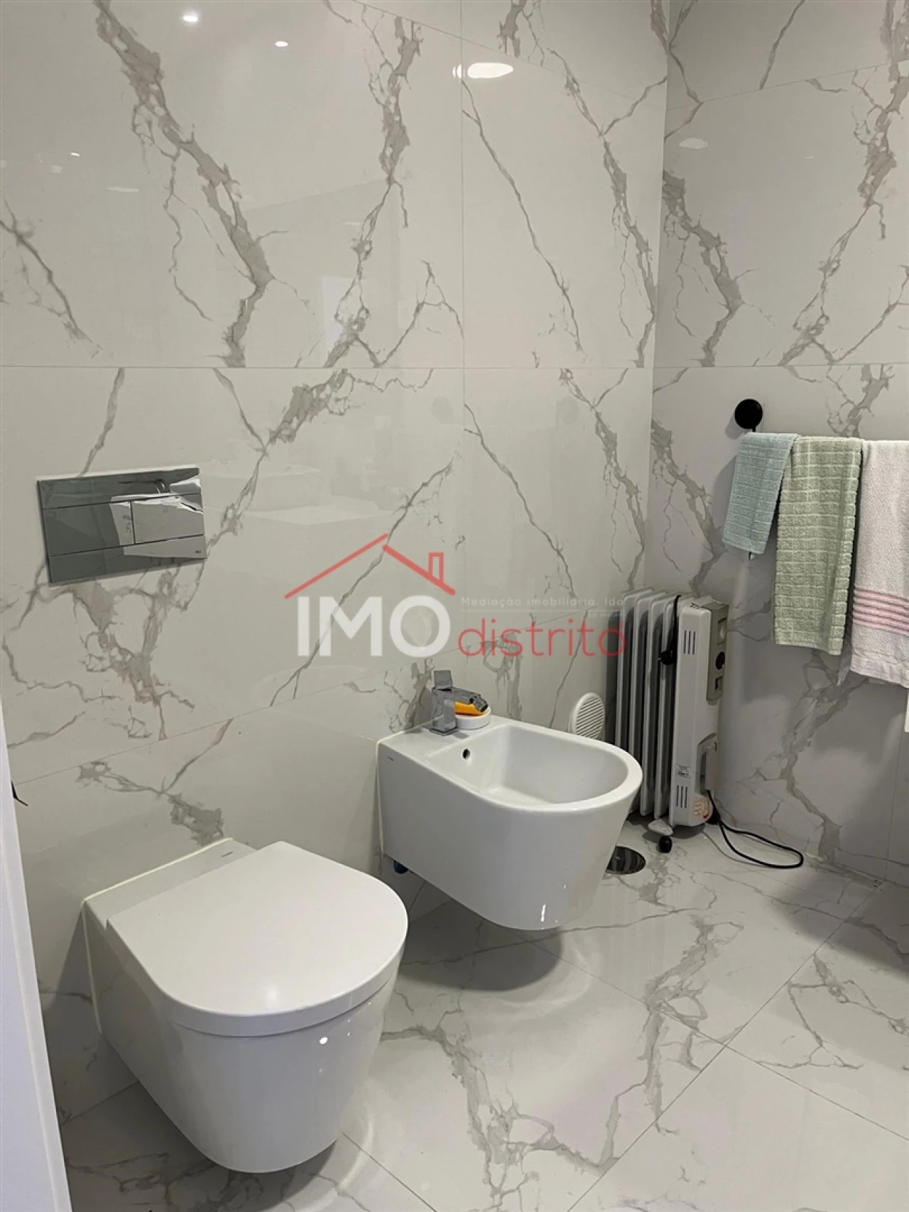 Apartamento T3 para Venda em Sé e São Lourenço Foto 8