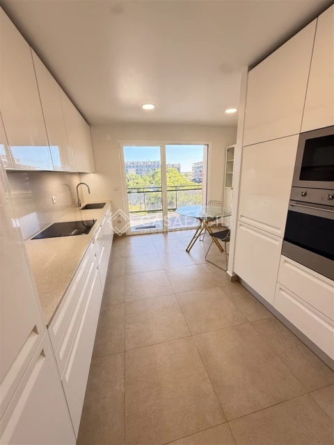 Apartamento T3 para Arrendamento em Alcochete