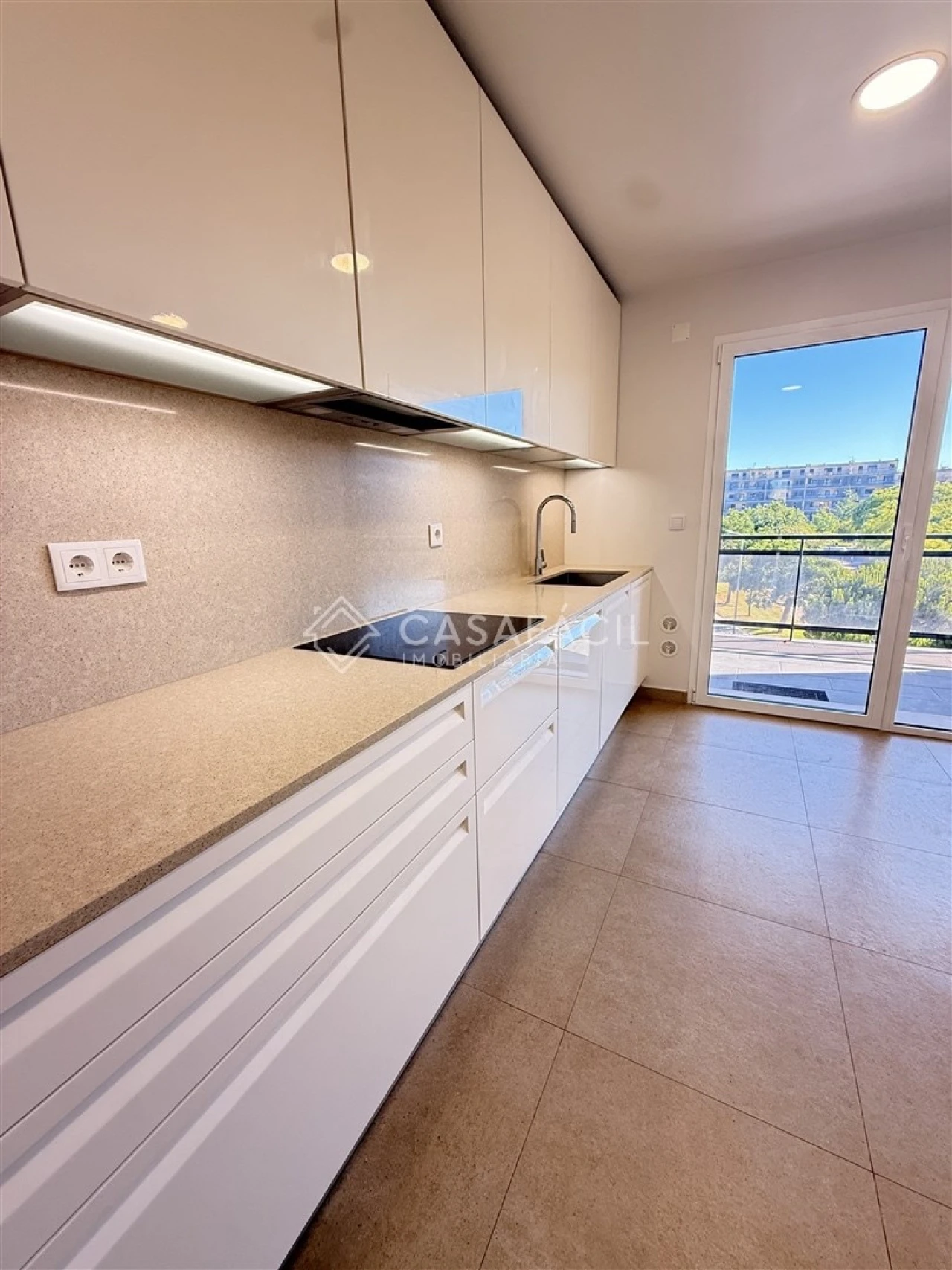 Apartamento T3 para Arrendamento em Alcochete Foto 12