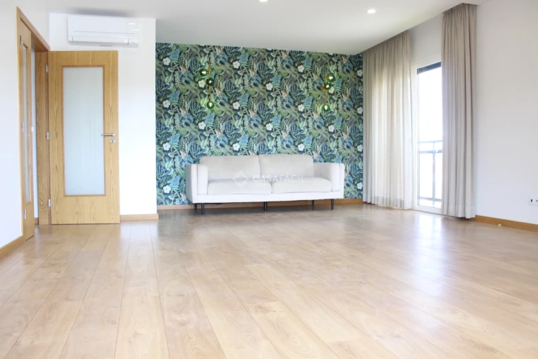 Apartamento T3 para Arrendamento em Alcochete Foto 4