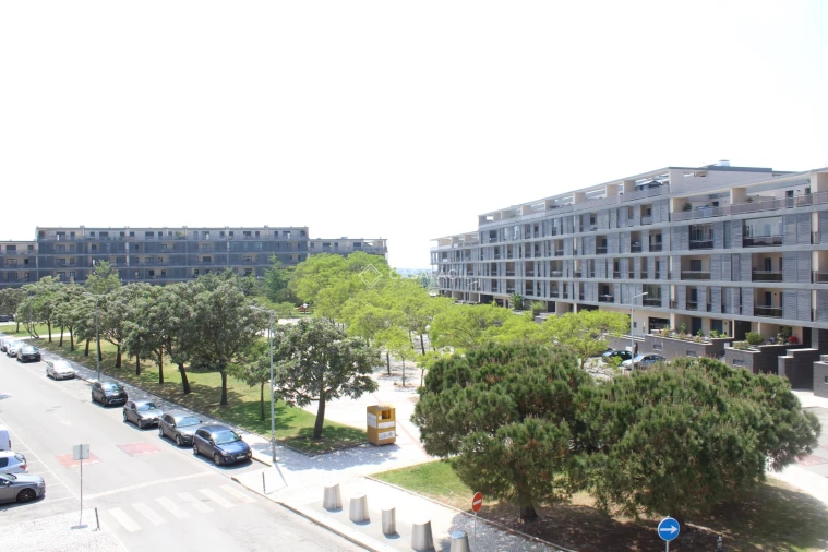 Apartamento T3 para Arrendamento em Alcochete Foto 9