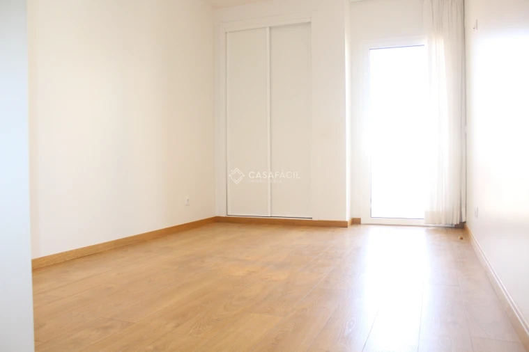 Apartamento T3 para Arrendamento em Alcochete Foto 21