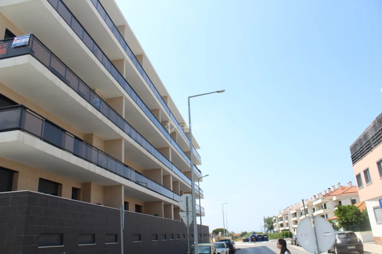 Apartamento T3 para Arrendamento em Alcochete Foto 23
