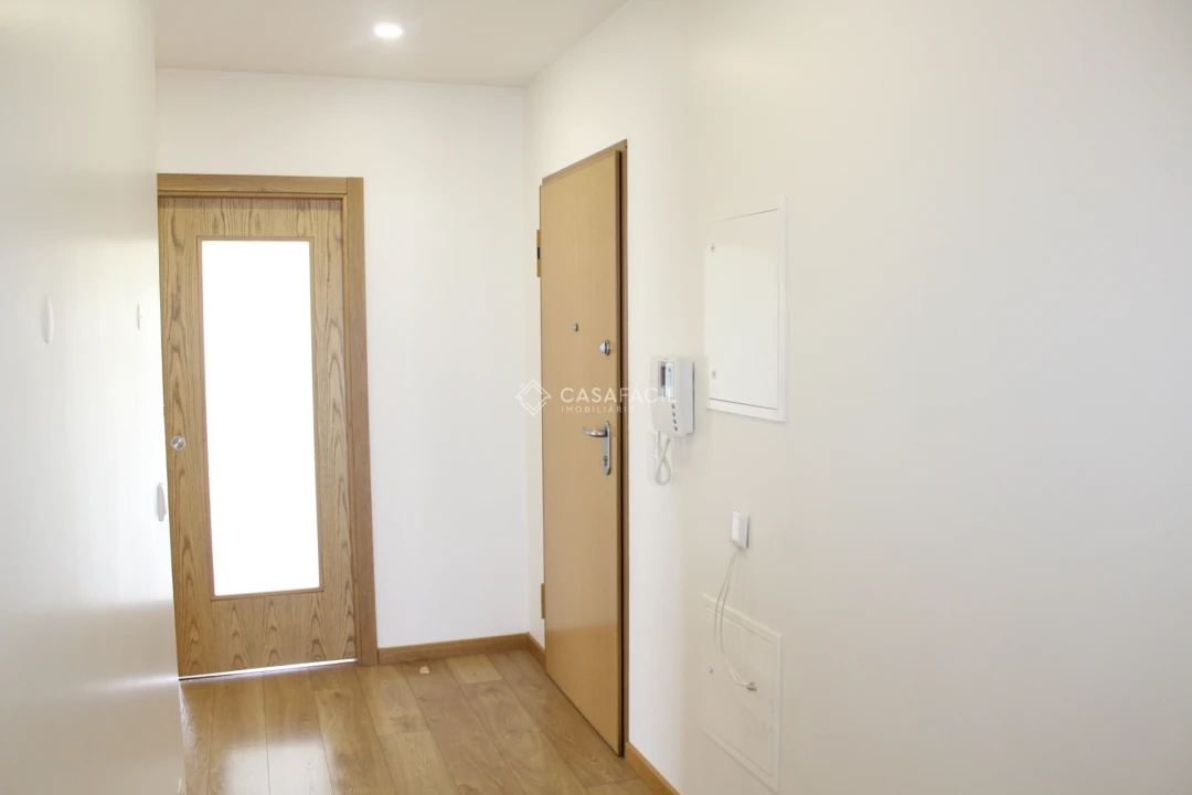 Apartamento T3 para Arrendamento em Alcochete Foto 10