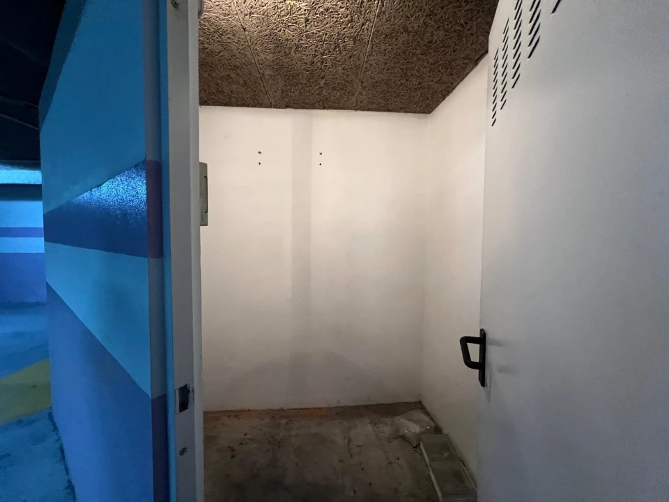Apartamento T1 para Arrendamento em Lordelo do Ouro e Massarelos Foto 20