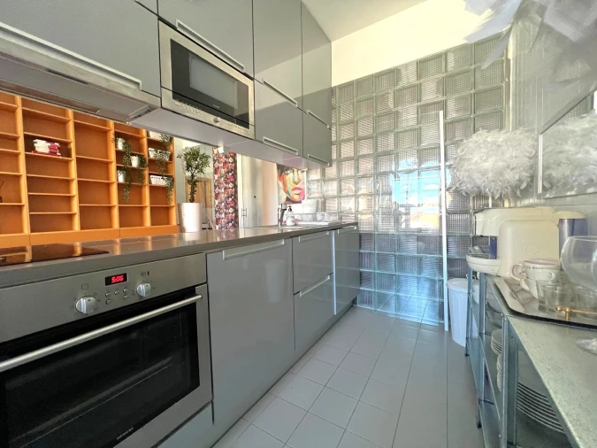 Apartamento T1 para Arrendamento em Lordelo do Ouro e Massarelos Foto 11