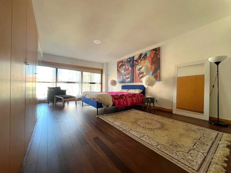 Apartamento T1 para Arrendamento em Lordelo do Ouro e Massarelos Foto 14