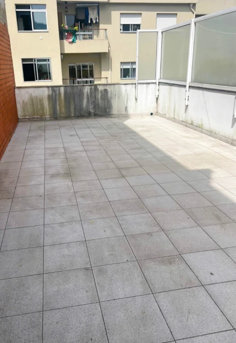 Apartamento T2 para Venda em São Vitor (Braga)