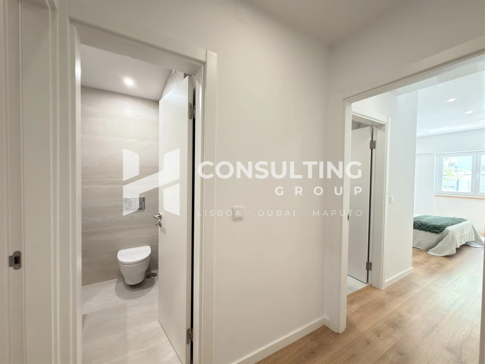 Apartamento T2 para Venda em Benfica Foto 14
