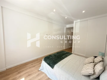 Apartamento T2 para Venda em Benfica