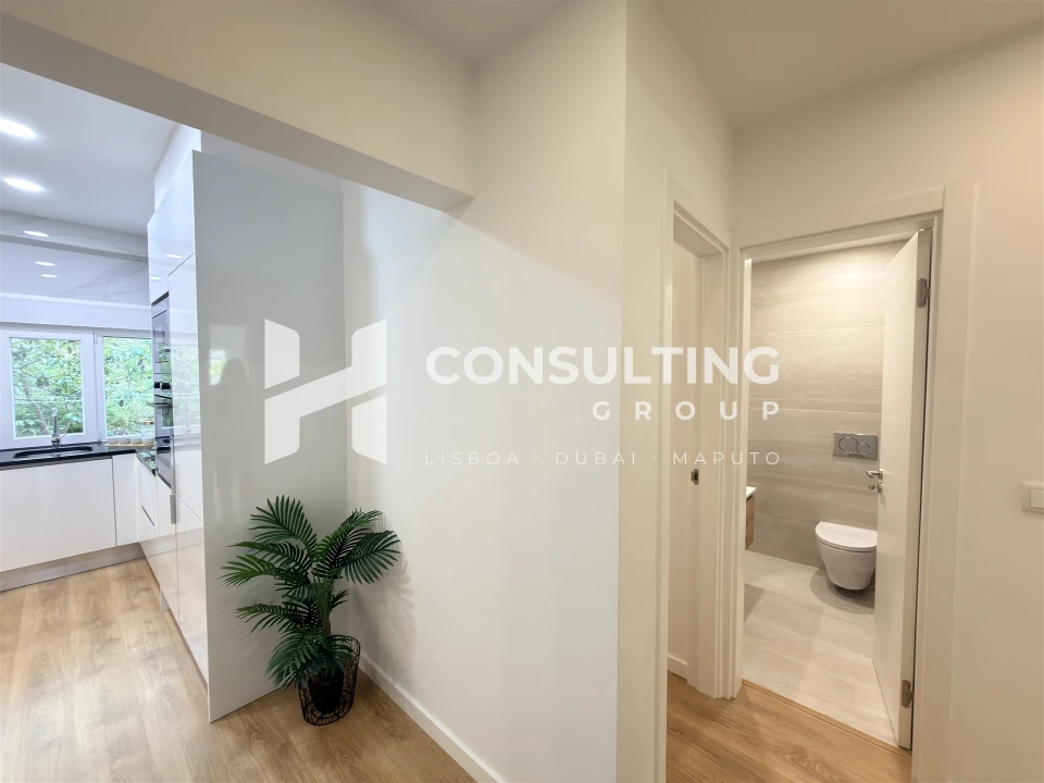 Apartamento T2 para Venda em Benfica Foto 31