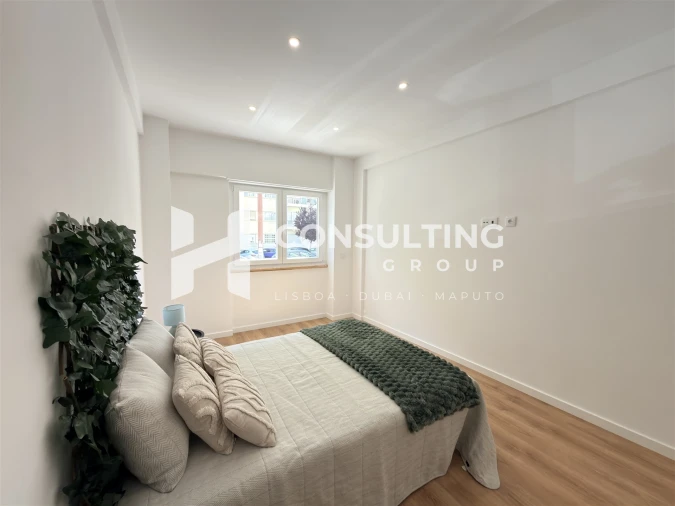 Apartamento T2 para Venda em Benfica Foto 20