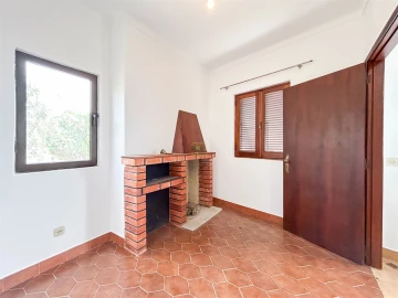 Moradia T4 para Venda em São Miguel de Acha