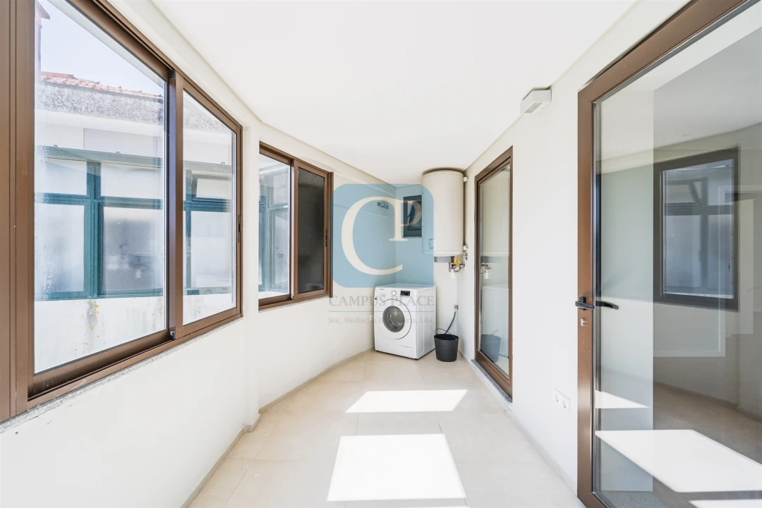 Apartamento T2 para Venda em Pedrouços Foto 8