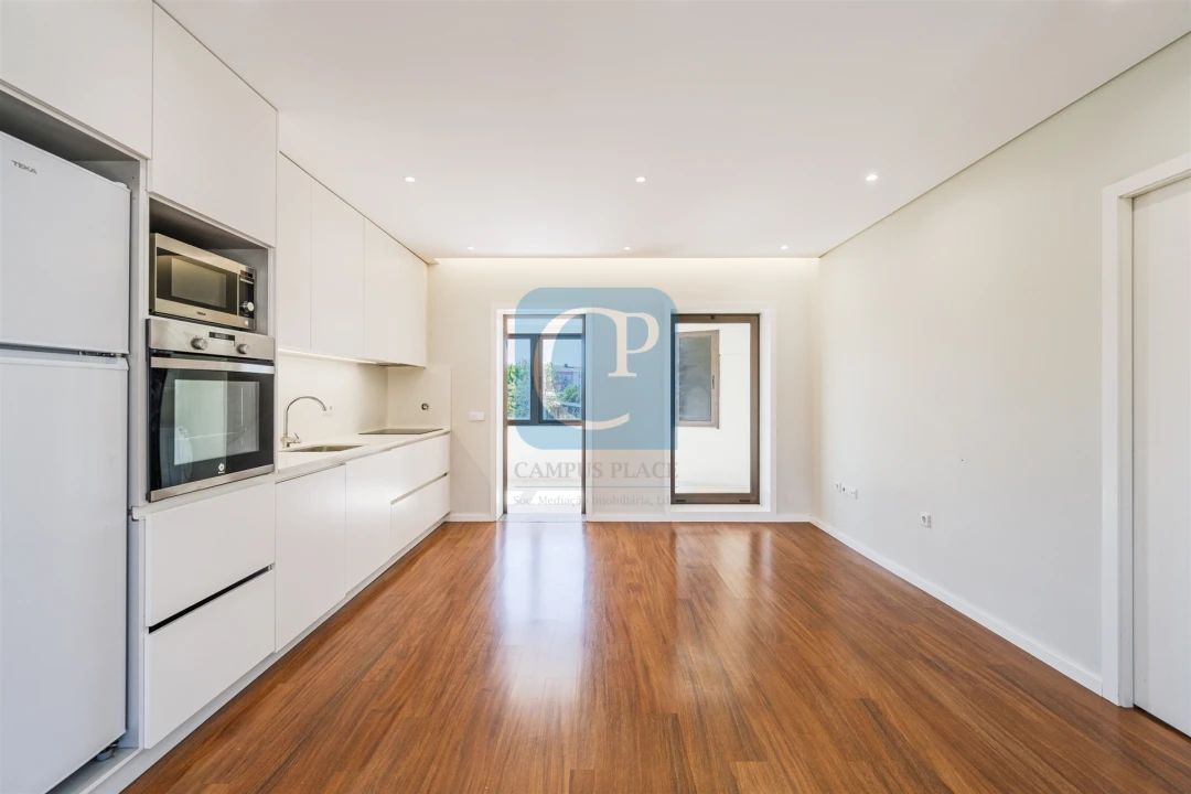 Apartamento T2 para Venda em Pedrouços Foto 2