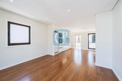 Apartamento T2 para Venda em Pedrouços