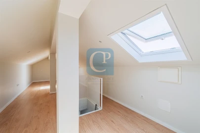 Apartamento T2 para Venda em Pedrouços