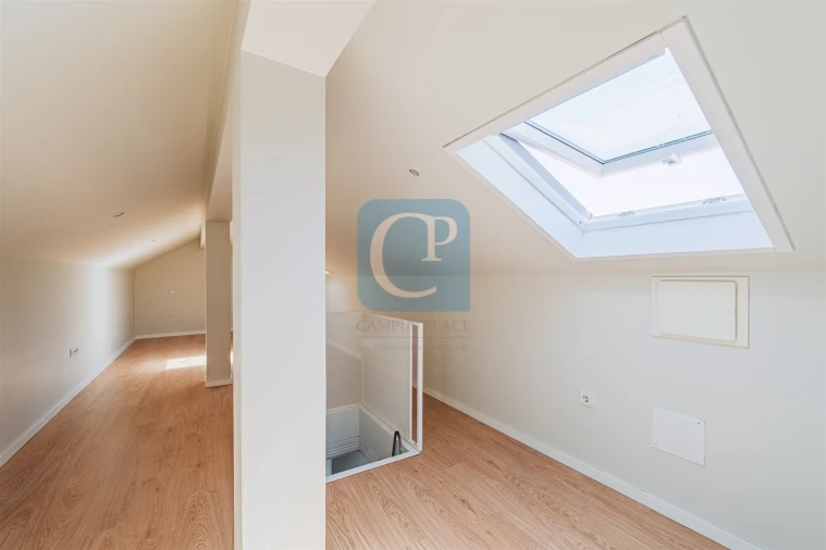 Apartamento T2 para Venda em Pedrouços Foto 22