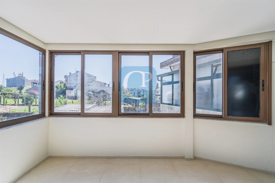 Apartamento T2 para Venda em Pedrouços Foto 6
