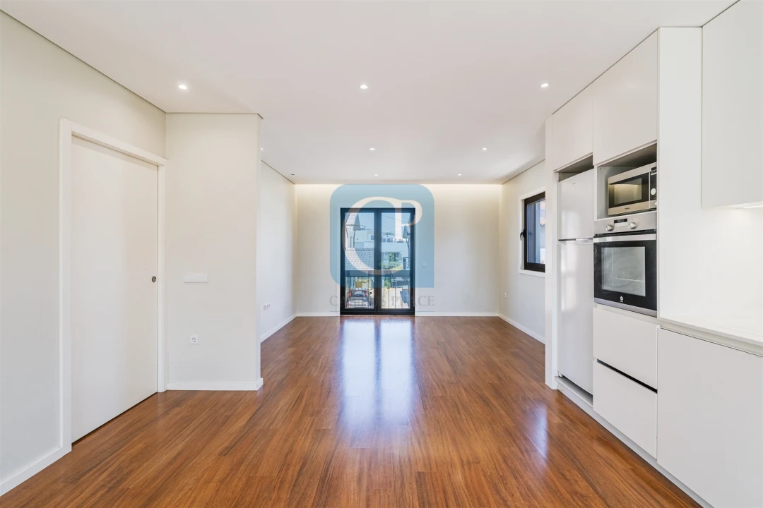 Apartamento T2 para Venda em Pedrouços Foto 3
