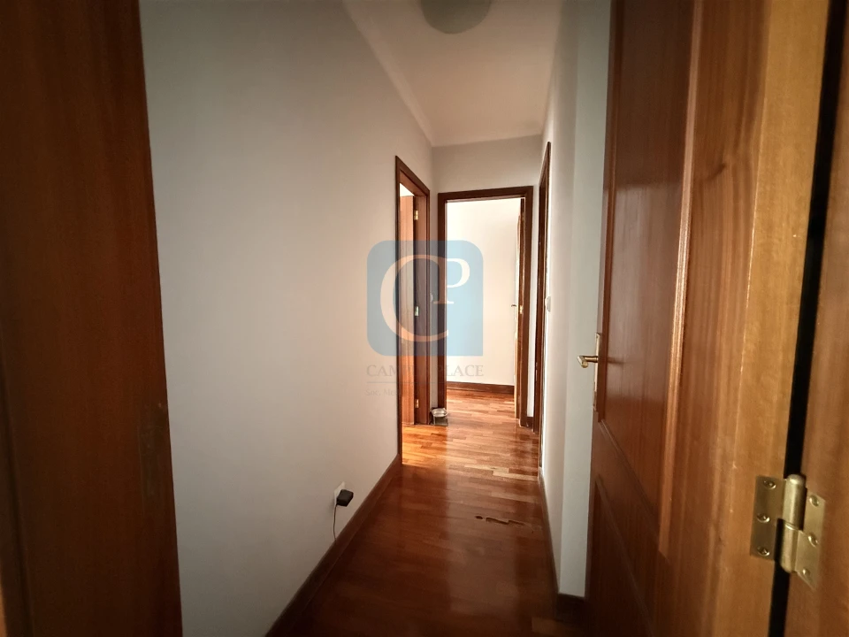 Apartamento T2 para Arrendamento em Cedofeita, Santo Ildefonso, Sé, Miragaia, São Nicolau e Vitória Foto 9
