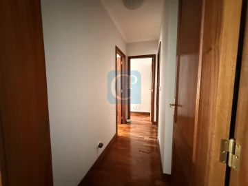 Apartamento T2 para Arrendamento em Cedofeita, Santo Ildefonso, Sé, Miragaia, São Nicolau e Vitória