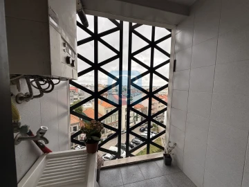 Apartamento T2 para Arrendamento em Cedofeita, Santo Ildefonso, Sé, Miragaia, São Nicolau e Vitória