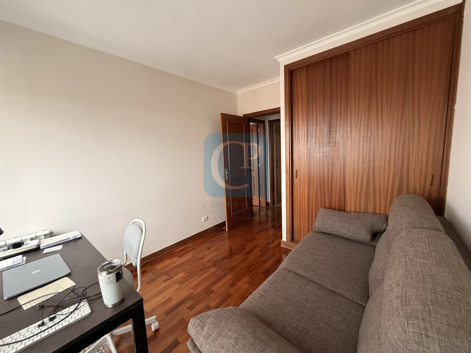 Apartamento T2 para Arrendamento em Cedofeita, Santo Ildefonso, Sé, Miragaia, São Nicolau e Vitória Foto 11