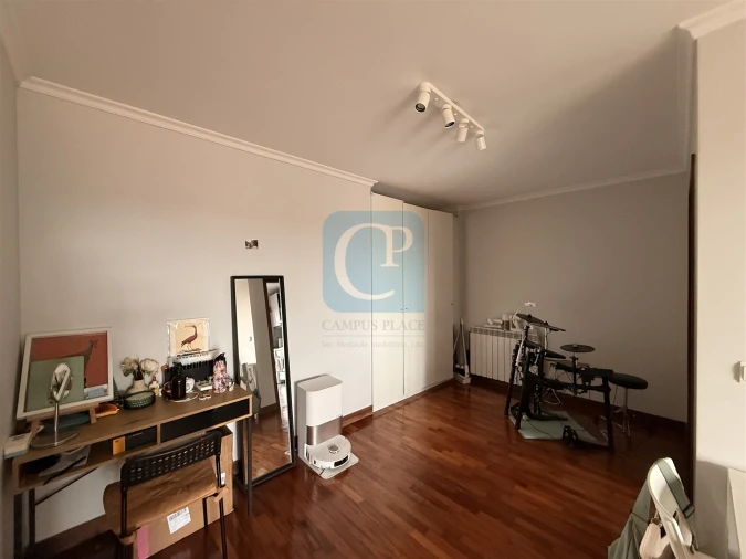 Apartamento T2 para Arrendamento em Cedofeita, Santo Ildefonso, Sé, Miragaia, São Nicolau e Vitória Foto 5