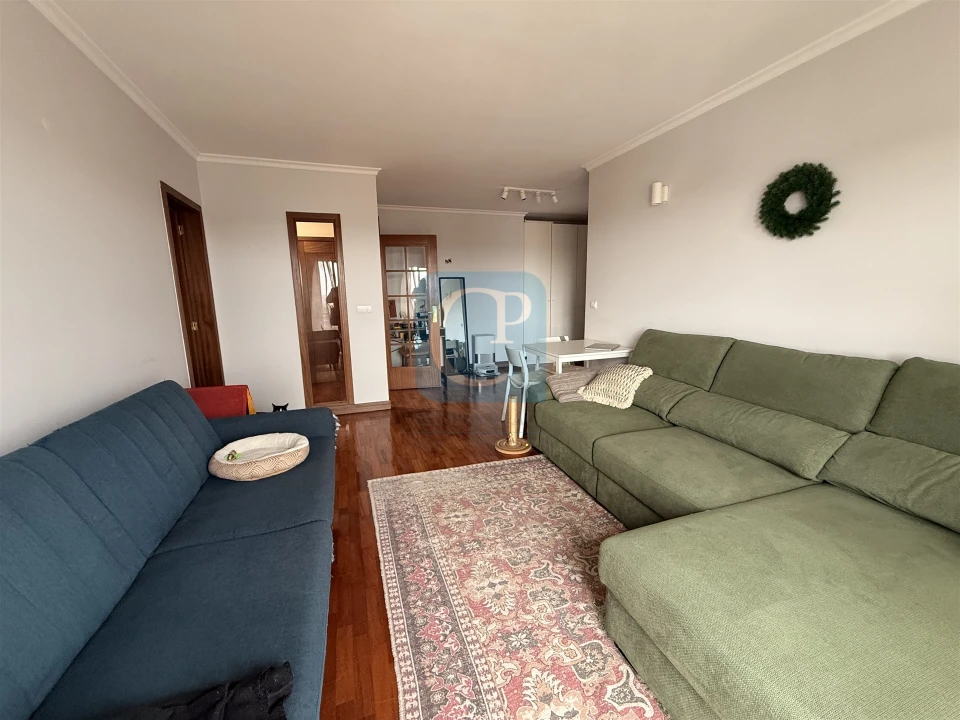 Apartamento T2 para Arrendamento em Cedofeita, Santo Ildefonso, Sé, Miragaia, São Nicolau e Vitória Foto 1