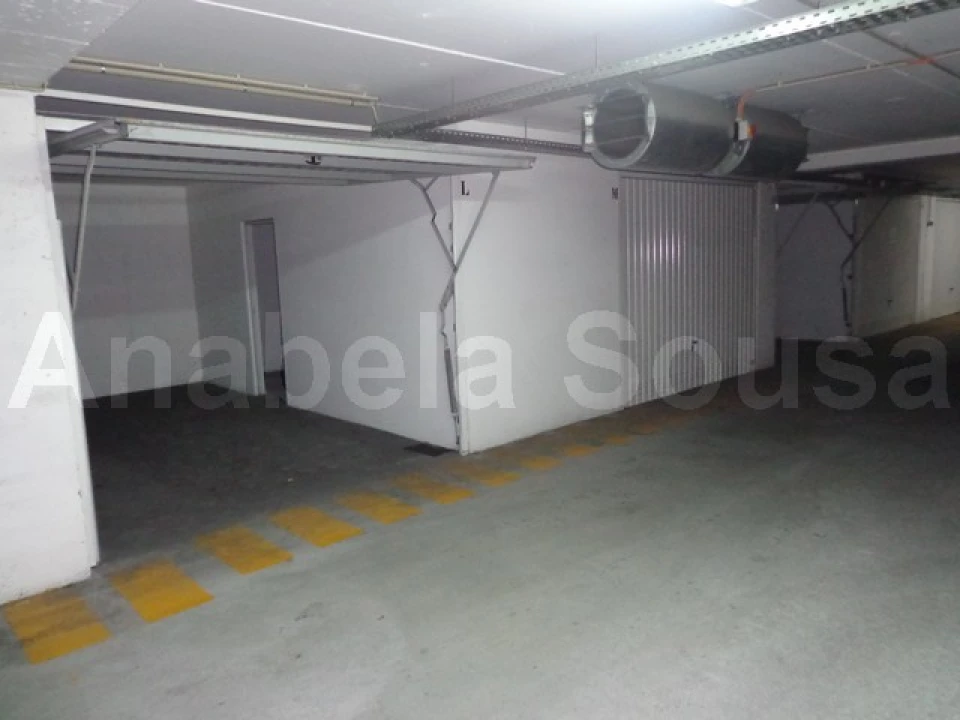 Garagem para Arrendamento em Viseu Foto 1