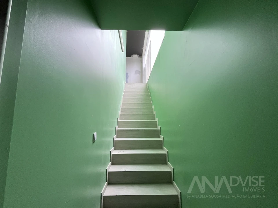 Loja para Arrendamento em Viseu Foto 8