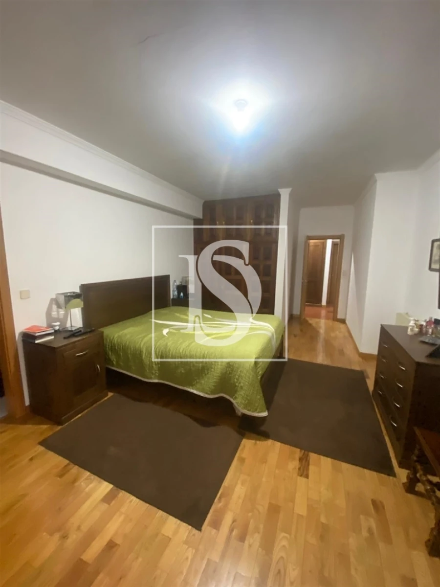 Apartamento T5 para Venda em Macedo de Cavaleiros Foto 11