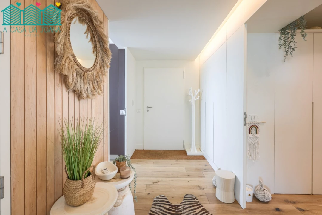 Apartamento T4 para Arrendamento em Glória e Vera Cruz Foto 2