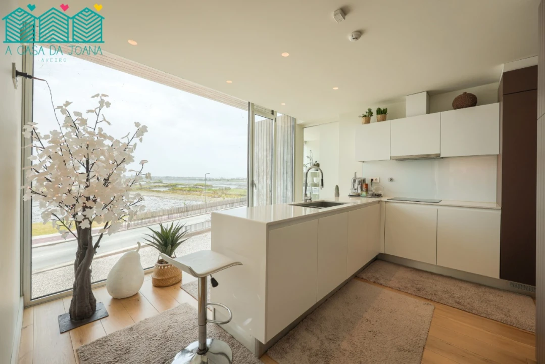 Apartamento T4 para Arrendamento em Glória e Vera Cruz Foto 19