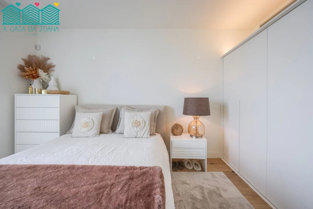 Apartamento T4 para Arrendamento em Glória e Vera Cruz Foto 26