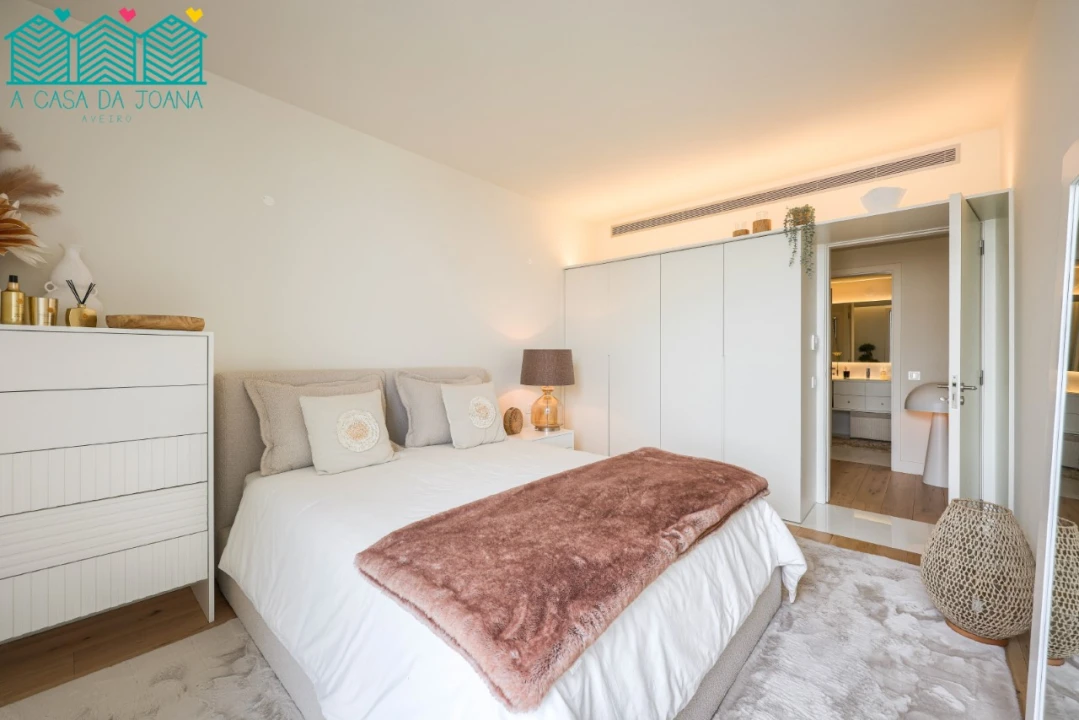 Apartamento T4 para Arrendamento em Glória e Vera Cruz Foto 28