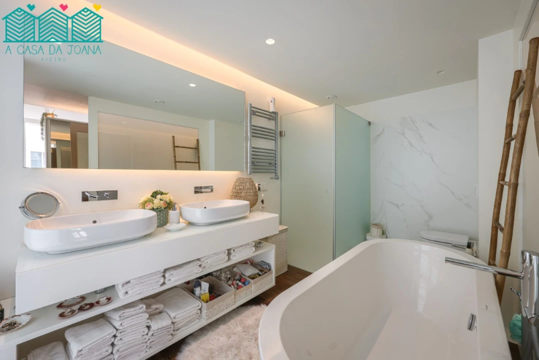Apartamento T4 para Arrendamento em Glória e Vera Cruz Foto 32