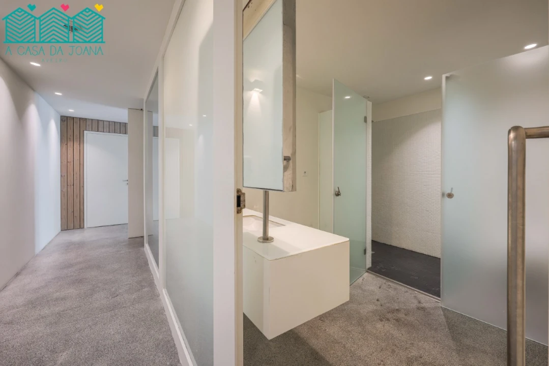 Apartamento T4 para Arrendamento em Glória e Vera Cruz Foto 56