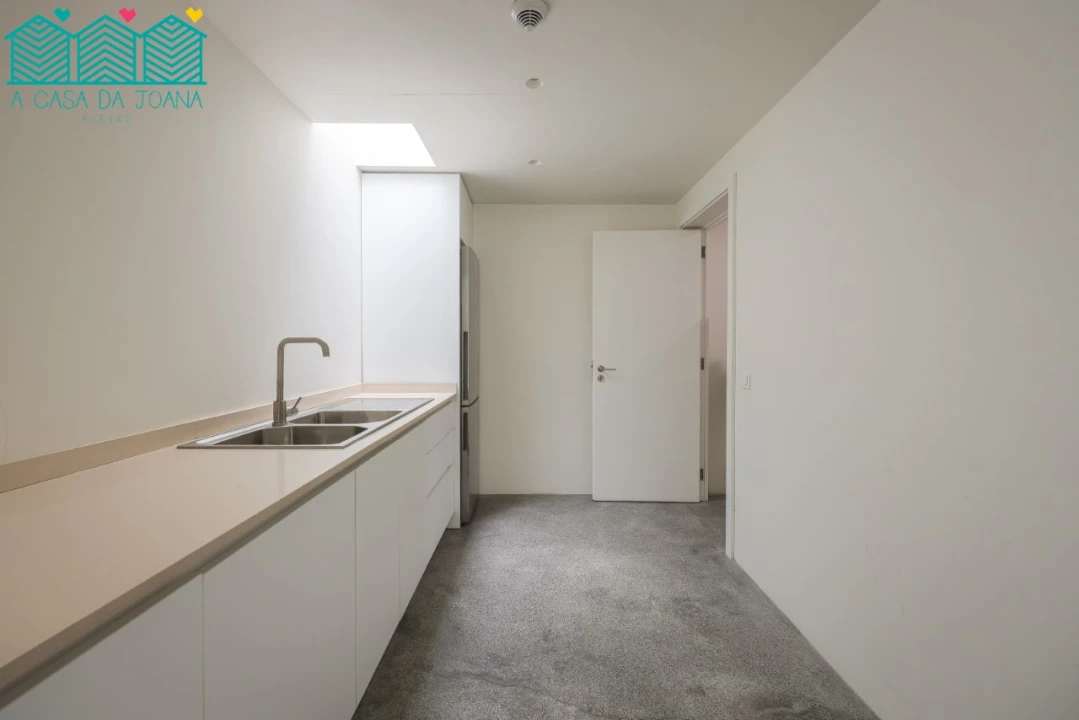 Apartamento T4 para Arrendamento em Glória e Vera Cruz Foto 59
